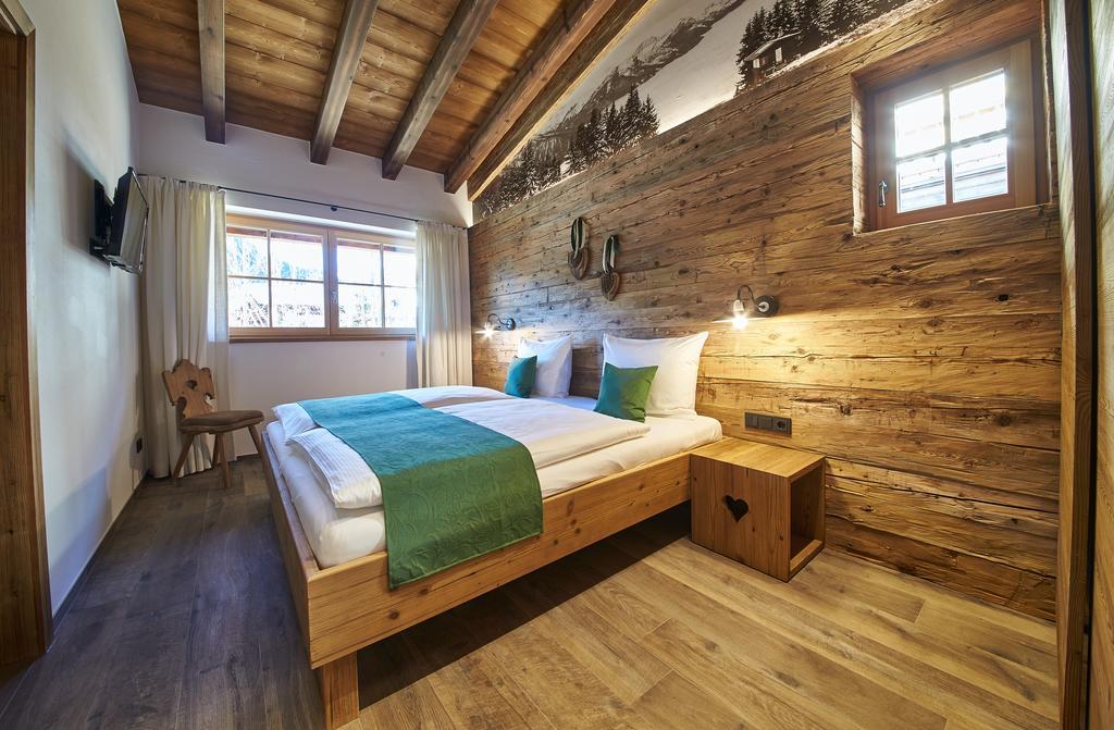 Panorama Chalets Saalbach-Hinterglemm Room photo
